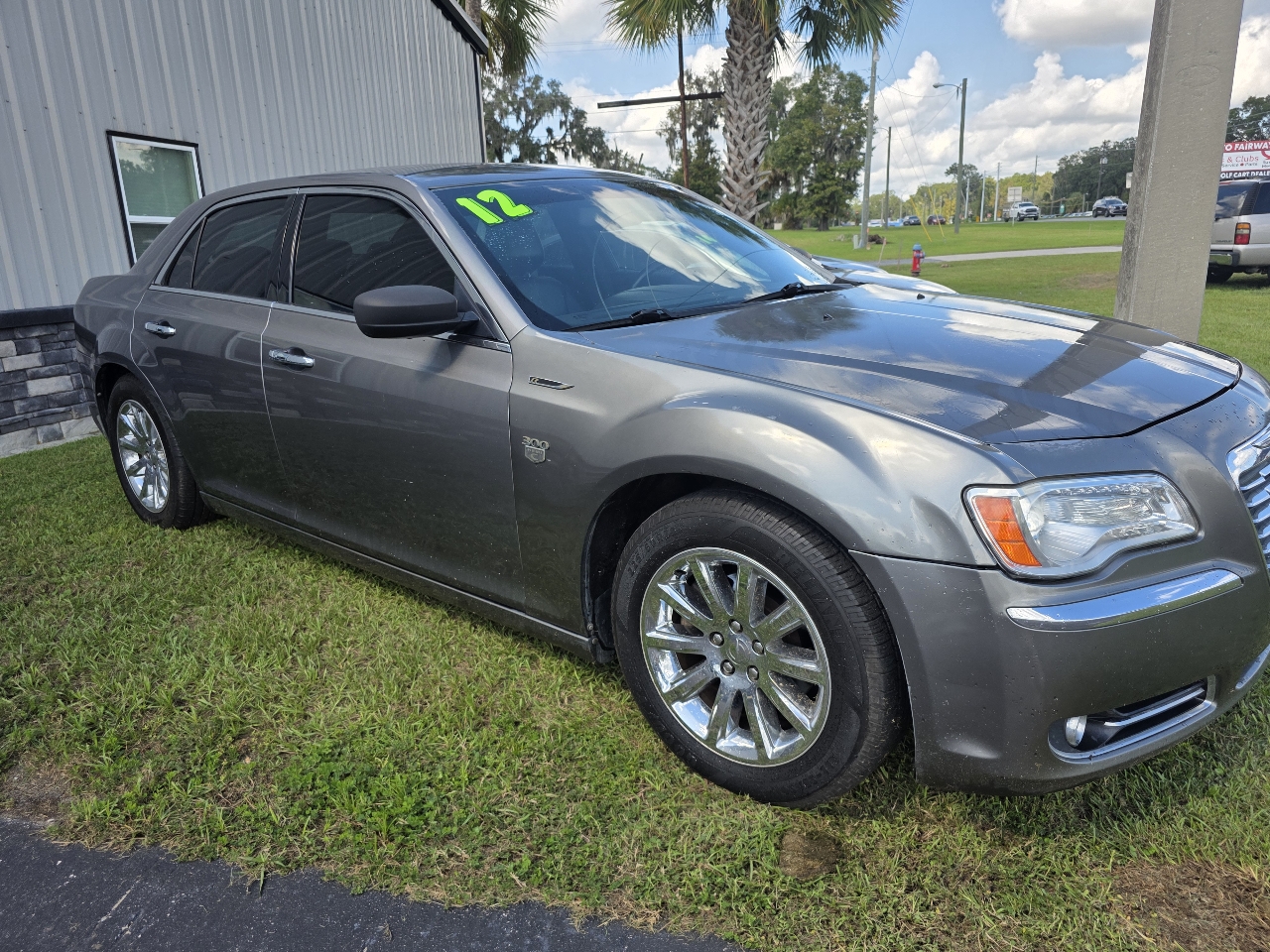 Chrysler 300 4dr Sdn V6 Limited RWD 2012
