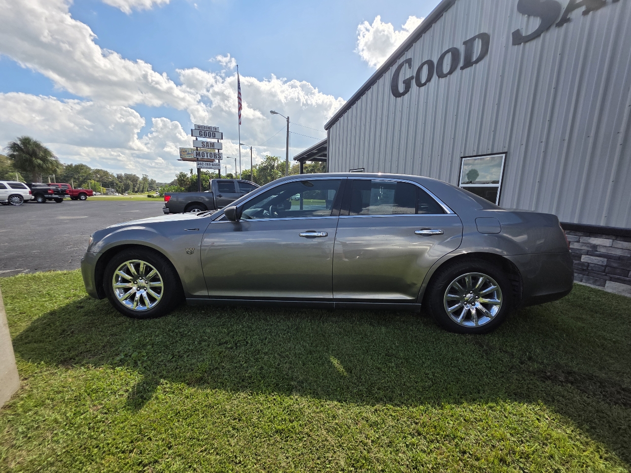 Chrysler 300 4dr Sdn V6 Limited RWD 2012
