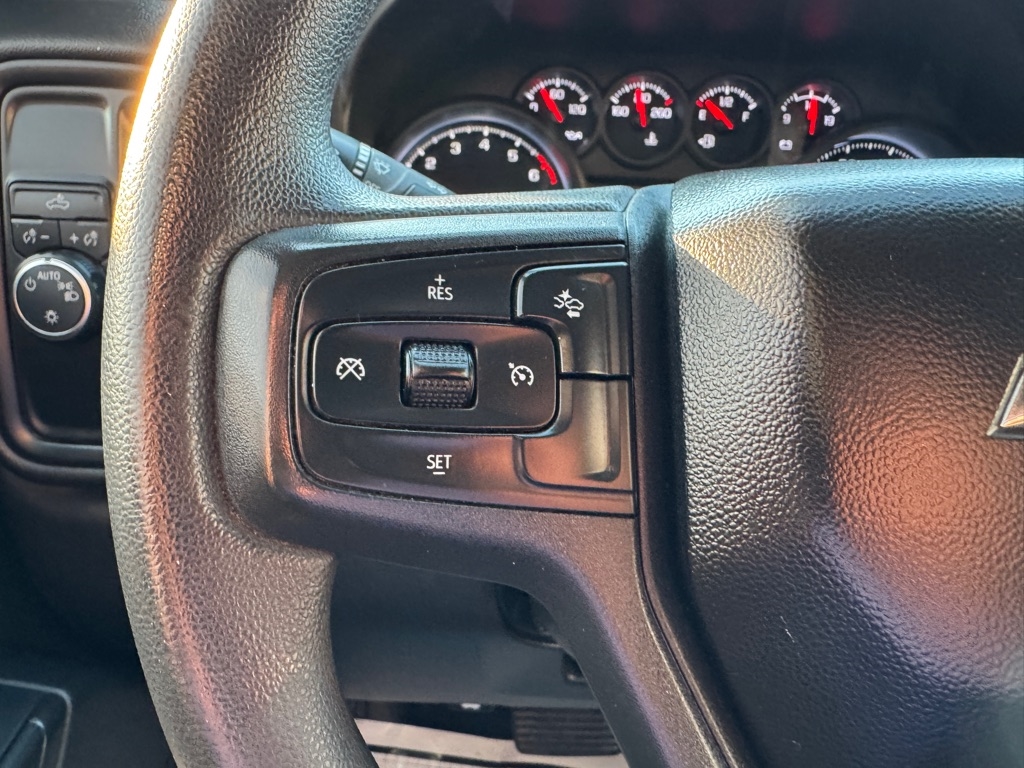 Chevrolet Silverado 1500  2023