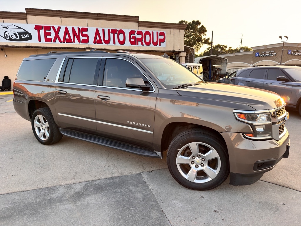 Chevrolet Suburban  2016