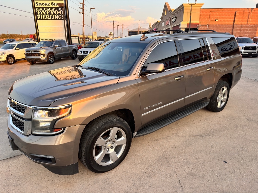 Chevrolet Suburban  2016