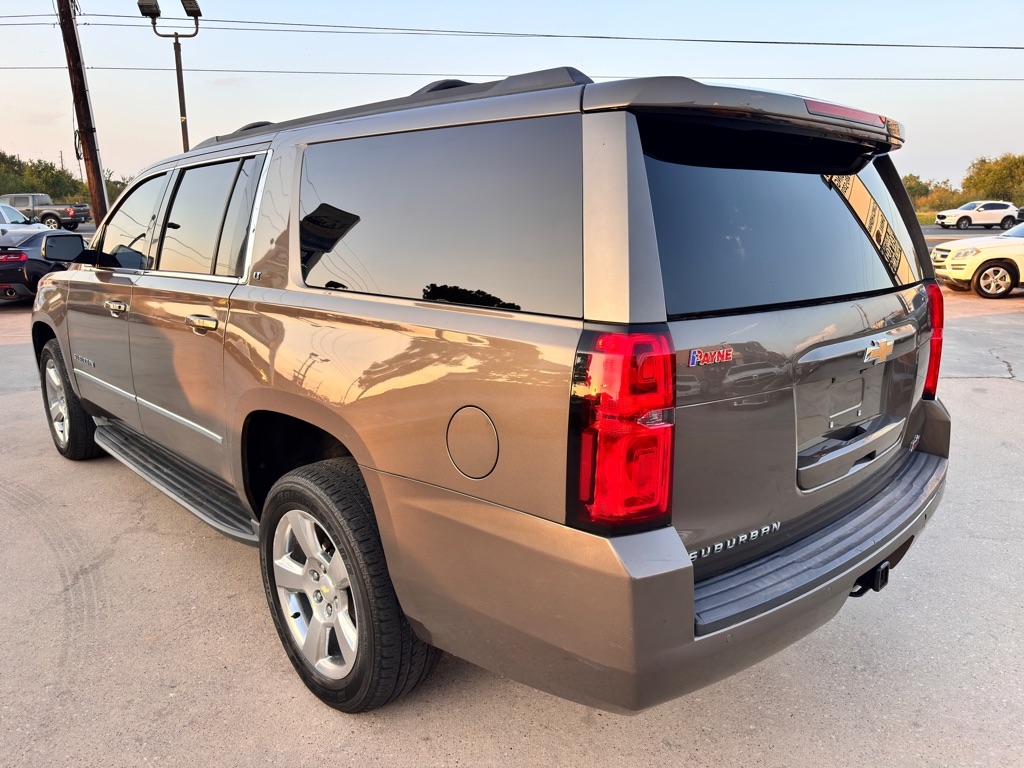 Chevrolet Suburban  2016