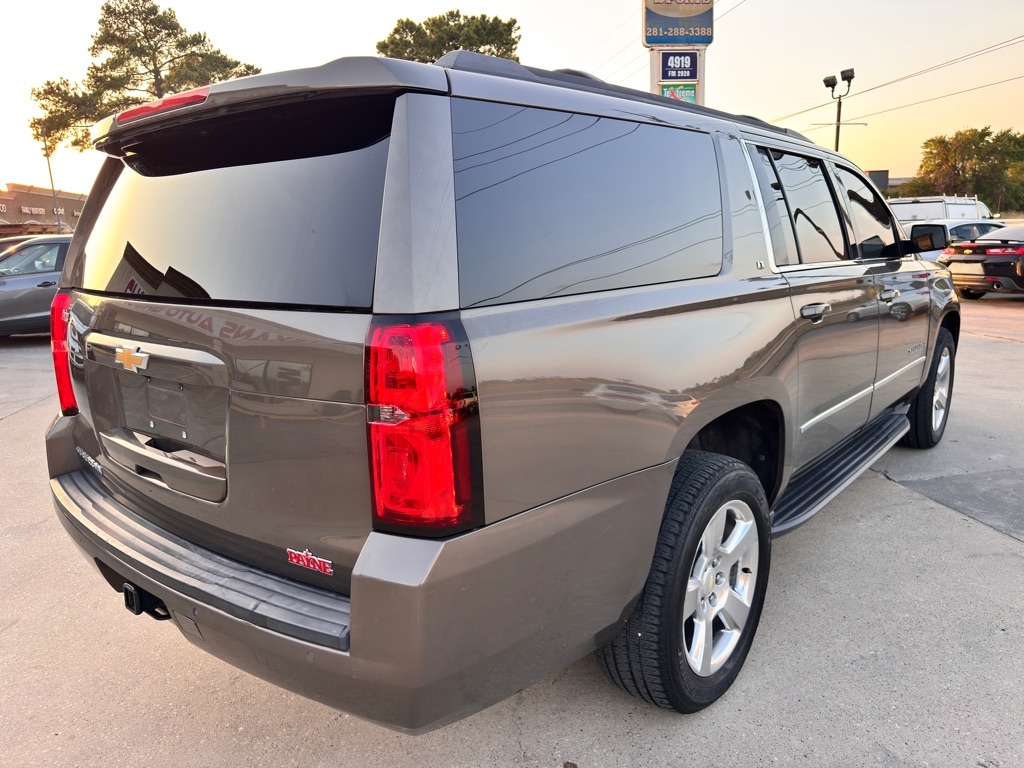 Chevrolet Suburban  2016