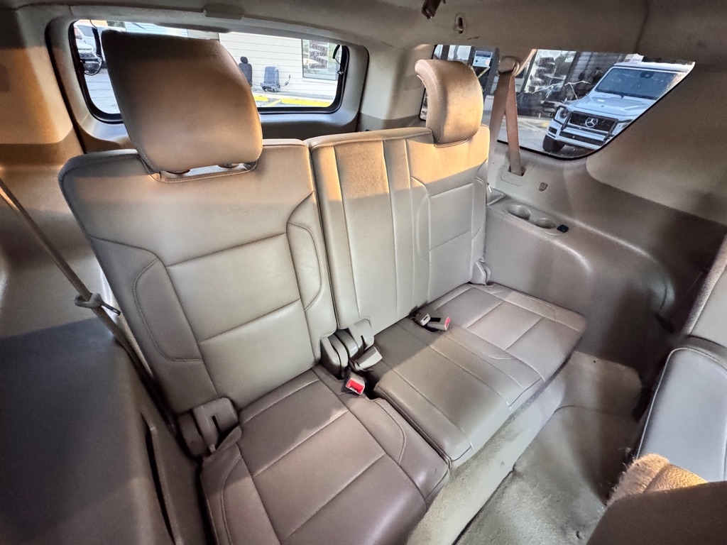 Chevrolet Suburban  2016
