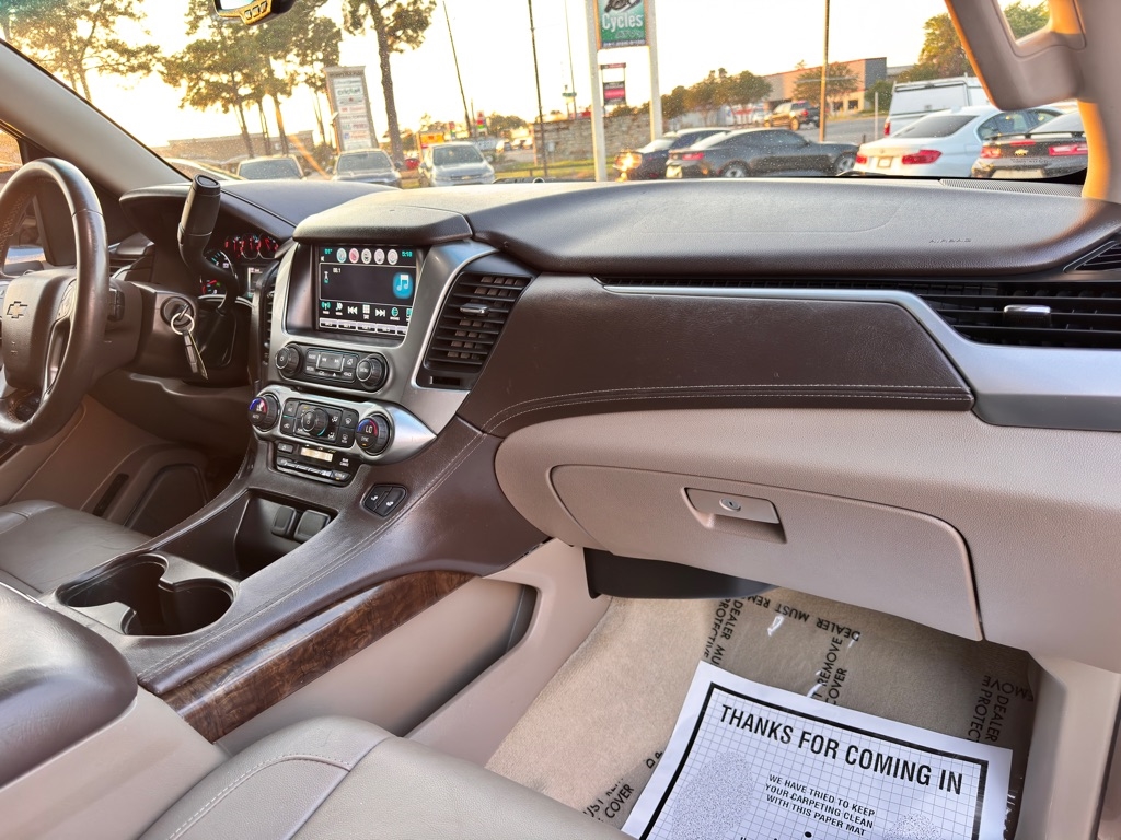 Chevrolet Suburban  2016