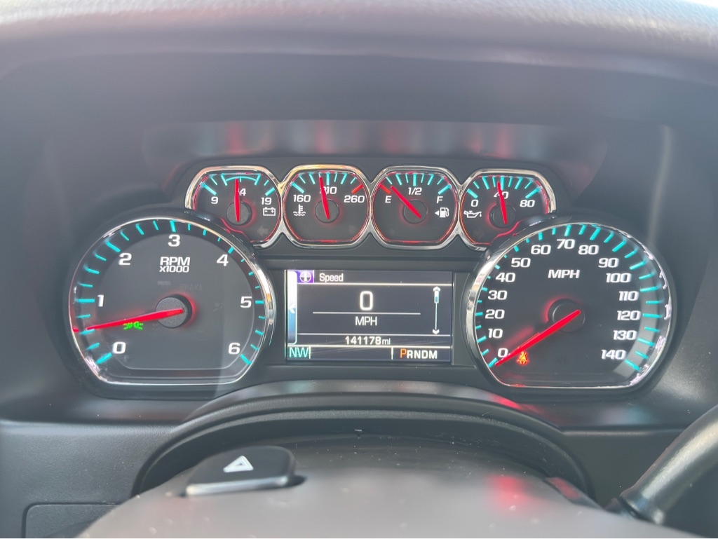 Chevrolet Suburban  2016
