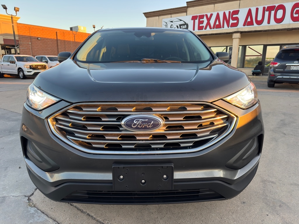 2020 Ford Edge SE photo 4