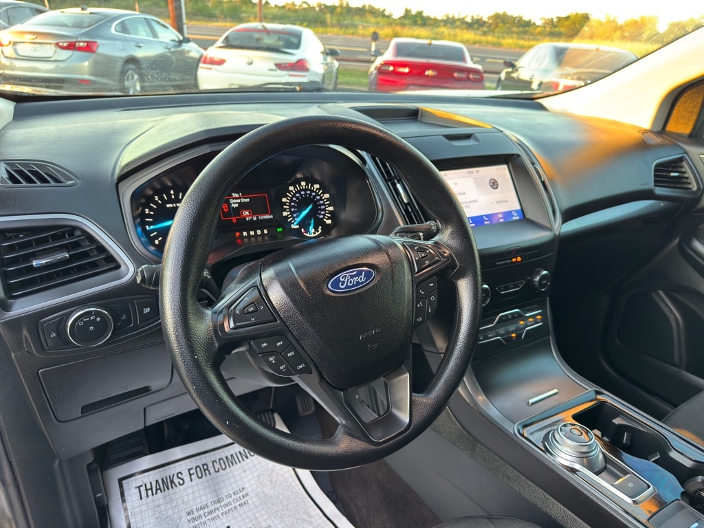 2020 Ford Edge SE photo 25