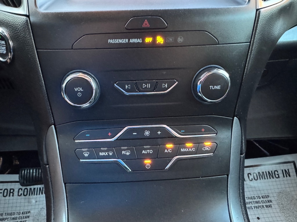 2020 Ford Edge SE photo 31