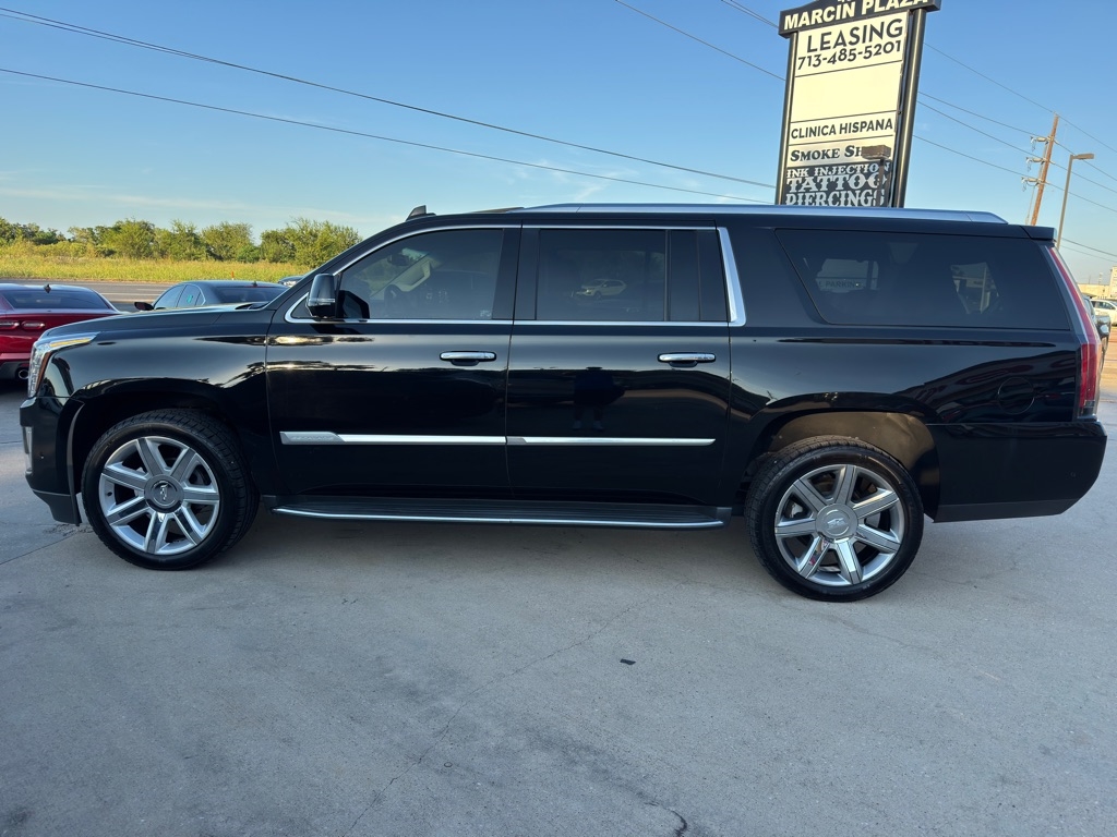 2019 Cadillac Escalade ESV Luxury photo 8