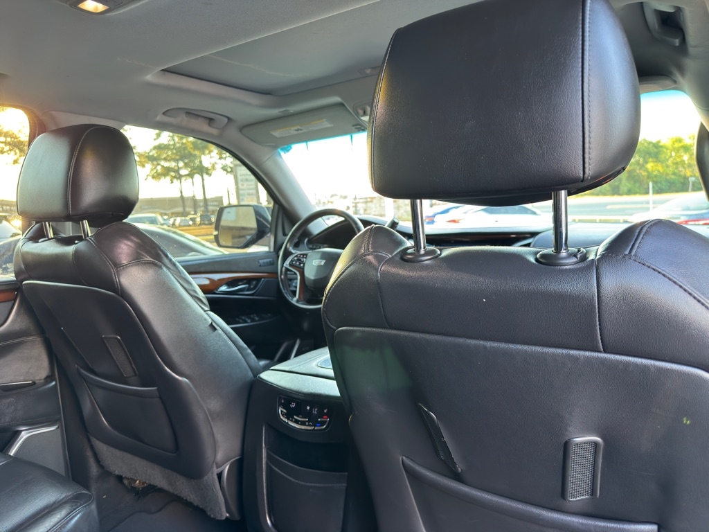 2019 Cadillac Escalade ESV Luxury photo 21