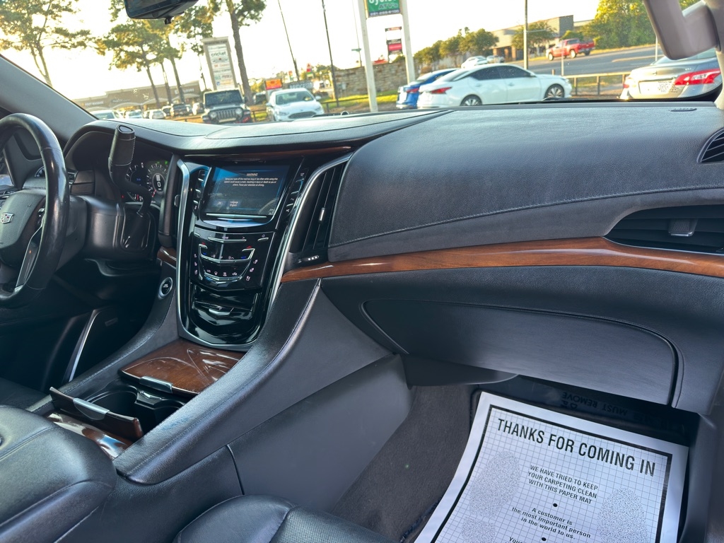 2019 Cadillac Escalade ESV Luxury photo 24