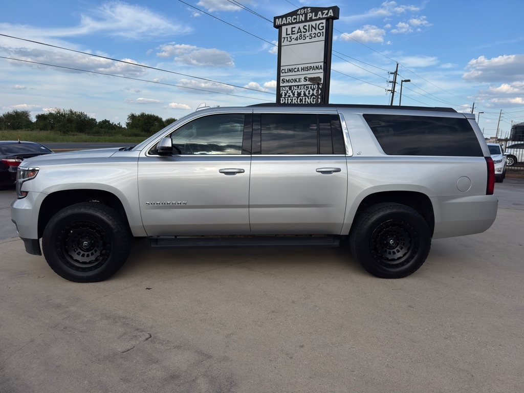 2020 Chevrolet Suburban LT photo 8