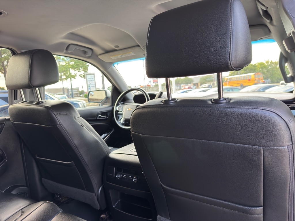 2020 Chevrolet Suburban LT photo 19