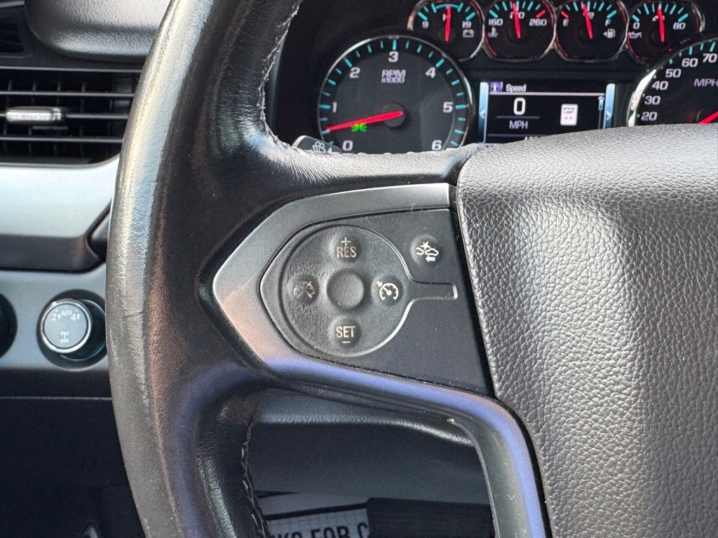 2020 Chevrolet Suburban LT photo 31