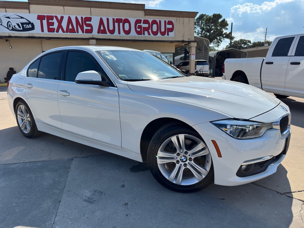 2018 Bmw 330i Sedan photo 2