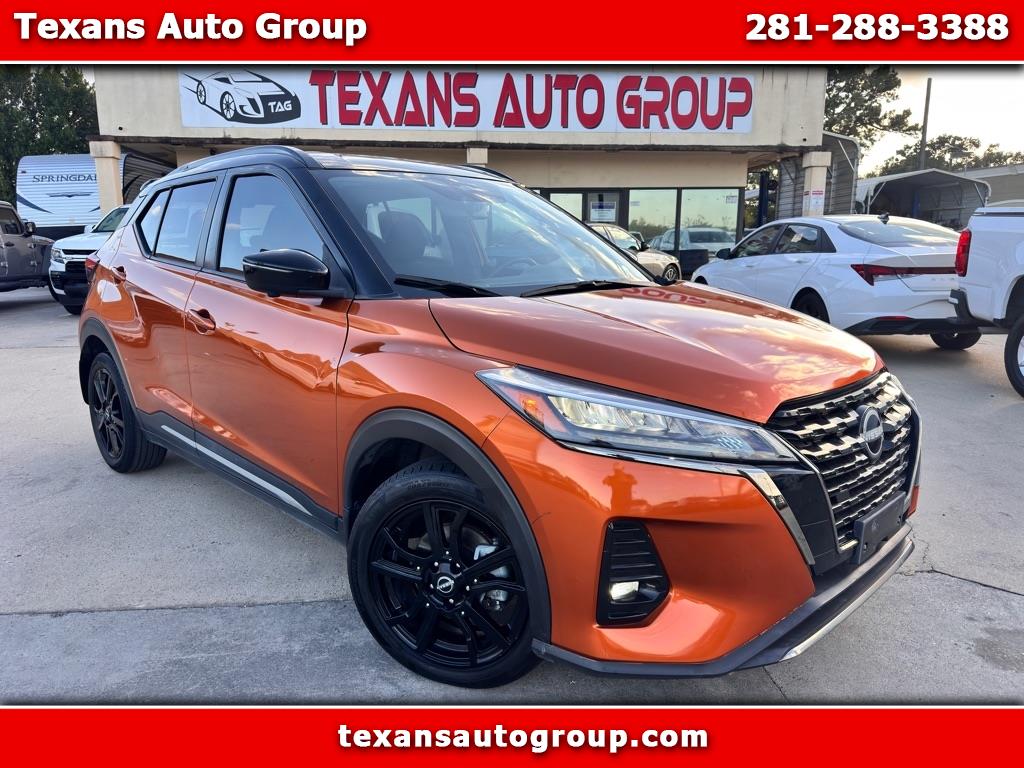 2022 Nissan Kicks SR
