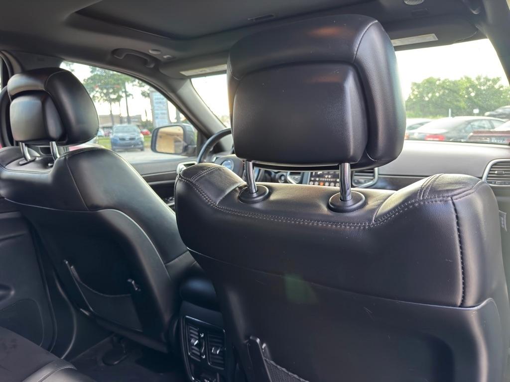 2018 Jeep Grand Cherokee Altitude - Photo 12