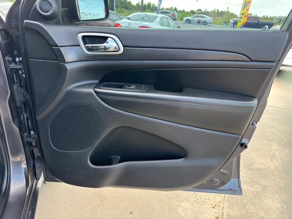 2018 Jeep Grand Cherokee Altitude - Photo 14