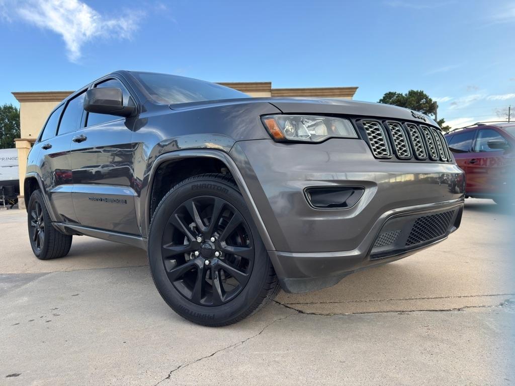 2018 Jeep Grand Cherokee Altitude - Photo 21