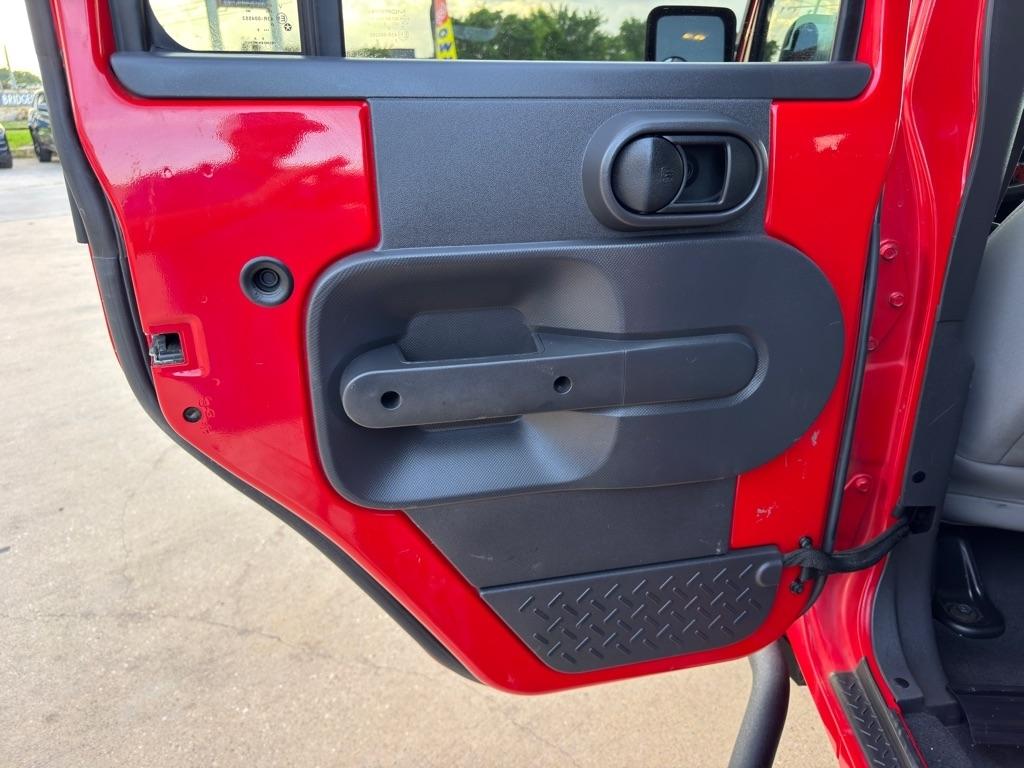 2010 Jeep Wrangler Unlimited Rubicon - Photo 14