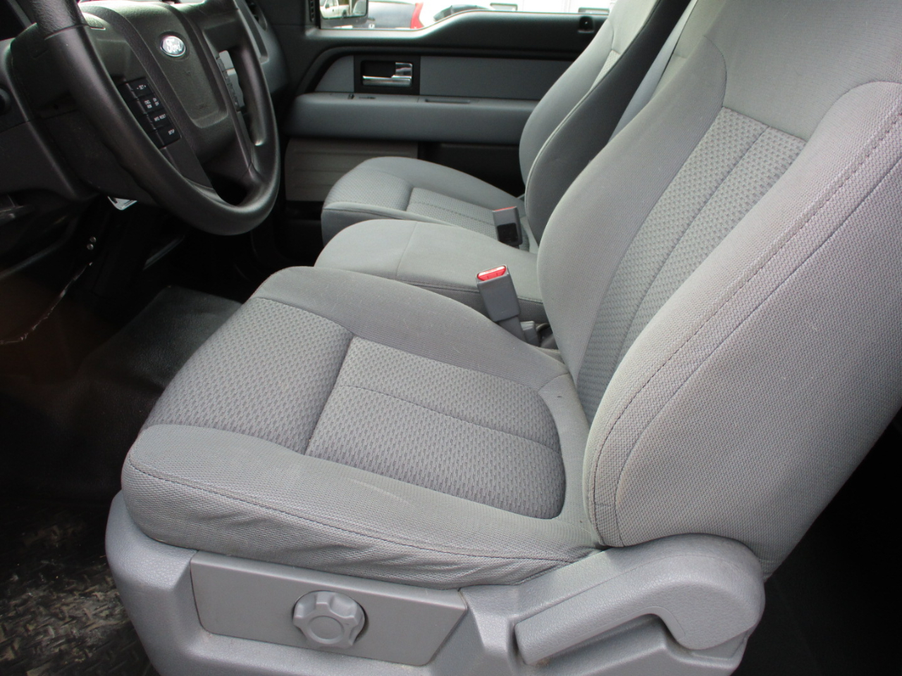 Ford F-150 4WD SuperCab 145" Lariat 2013