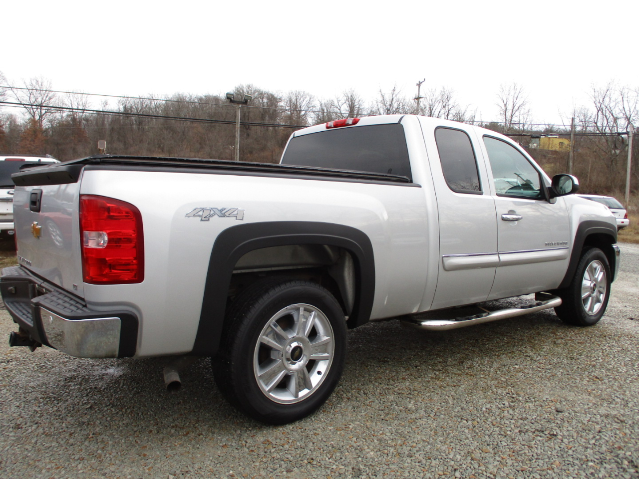 Chevrolet Silverado 1500 4WD Ext Cab 143.5" LT 2013