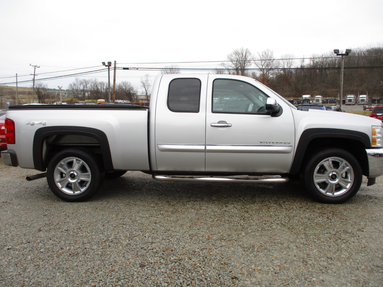 Chevrolet Silverado 1500 4WD Ext Cab 143.5" LT 2013