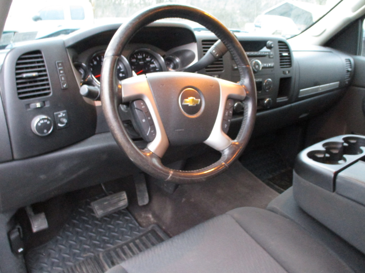 Chevrolet Silverado 1500 4WD Ext Cab 143.5" LT 2013