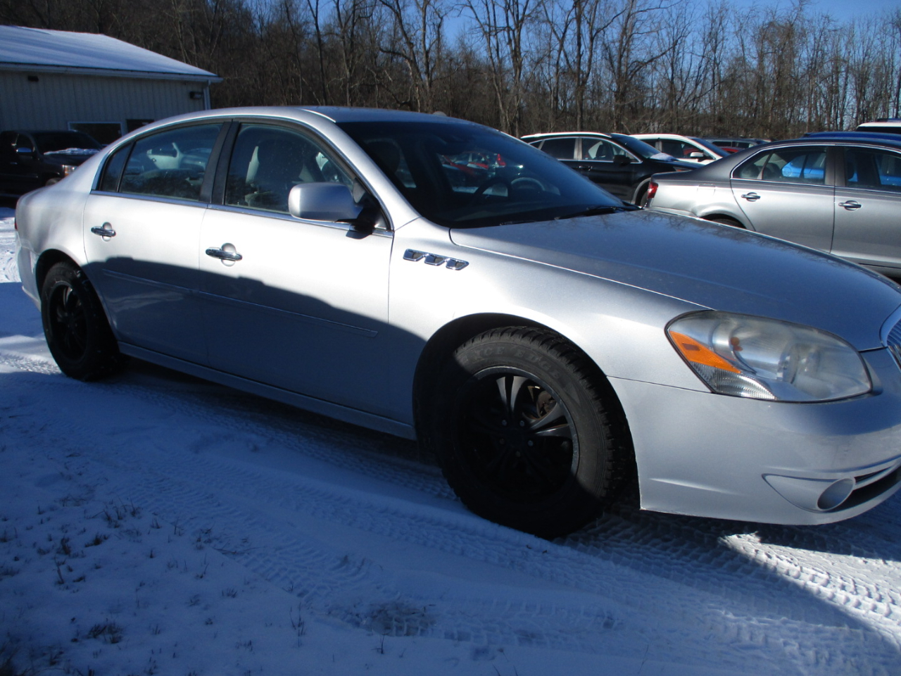 Buick Lucerne 4dr Sdn CXL Premium 2010