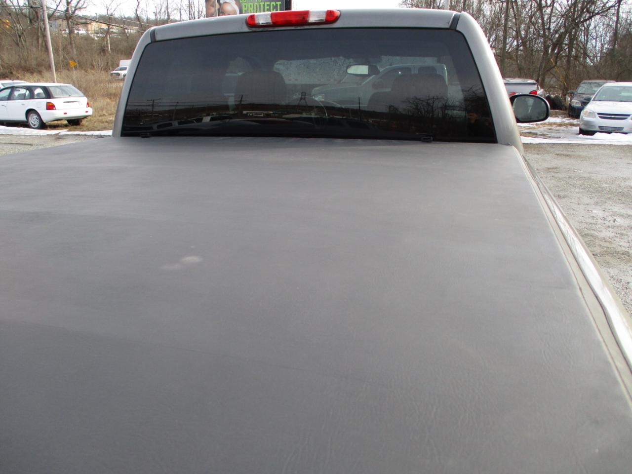 Chevrolet Silverado 1500 4WD Ext Cab 143.5" LT 2012