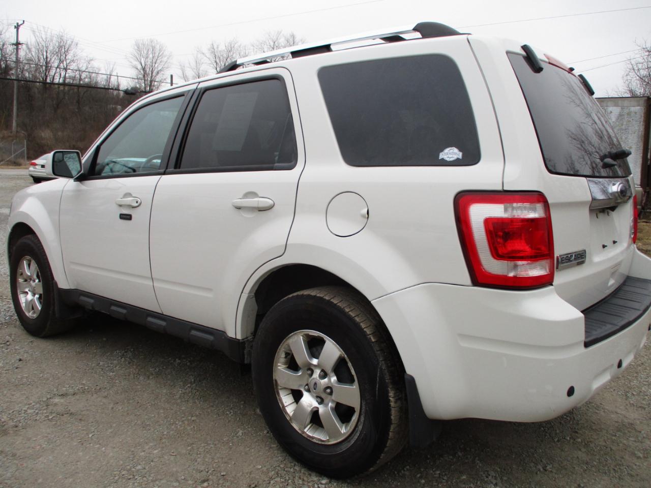 Ford Escape 4WD 4dr Limited 2011