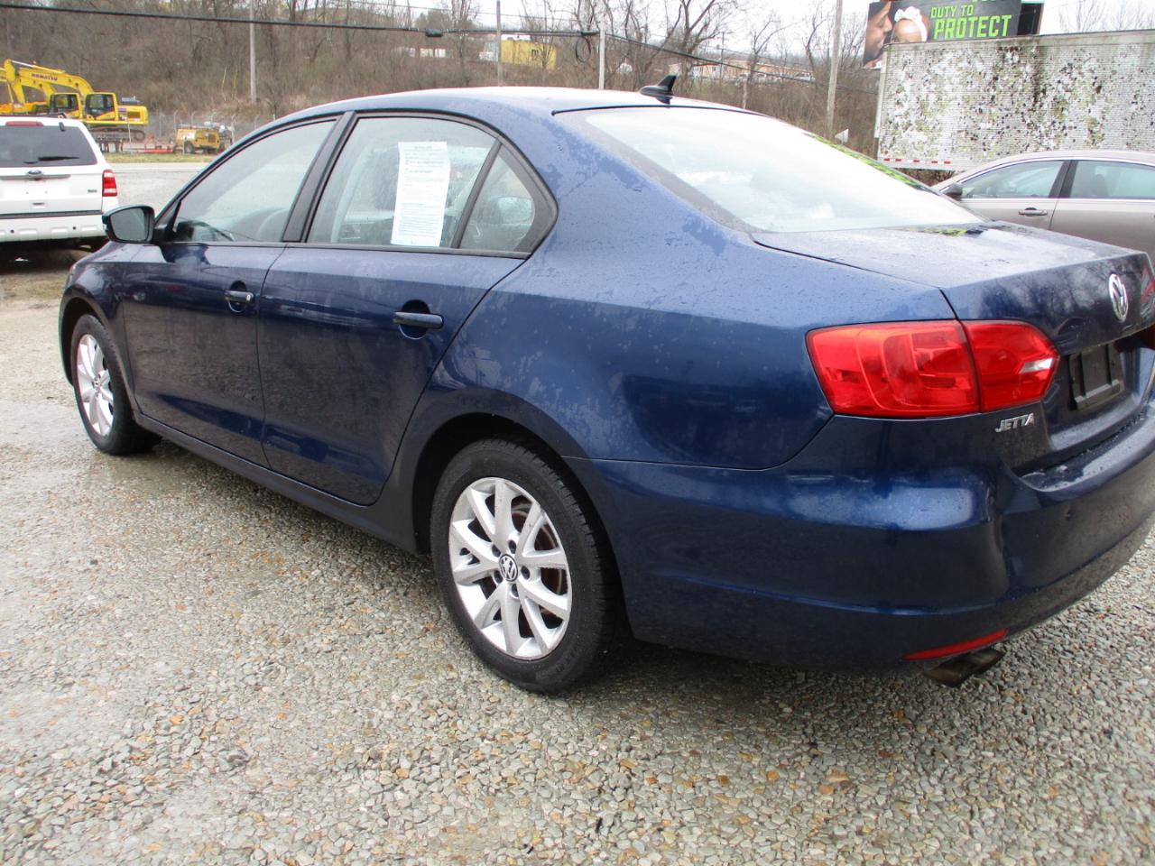 Volkswagen Jetta Sedan 4dr Auto SE PZEV 2011