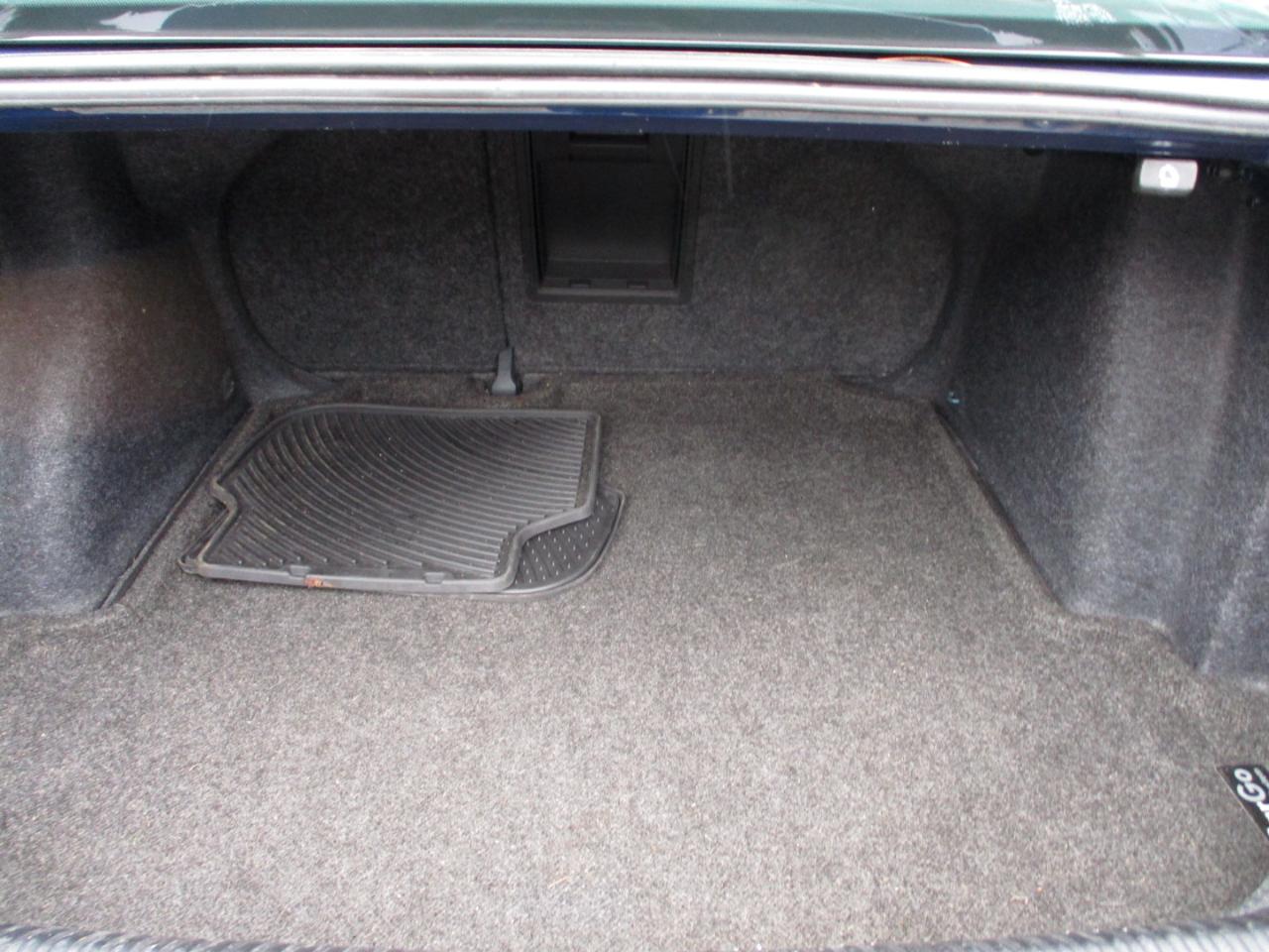 Volkswagen Jetta Sedan 4dr Auto SE PZEV 2011