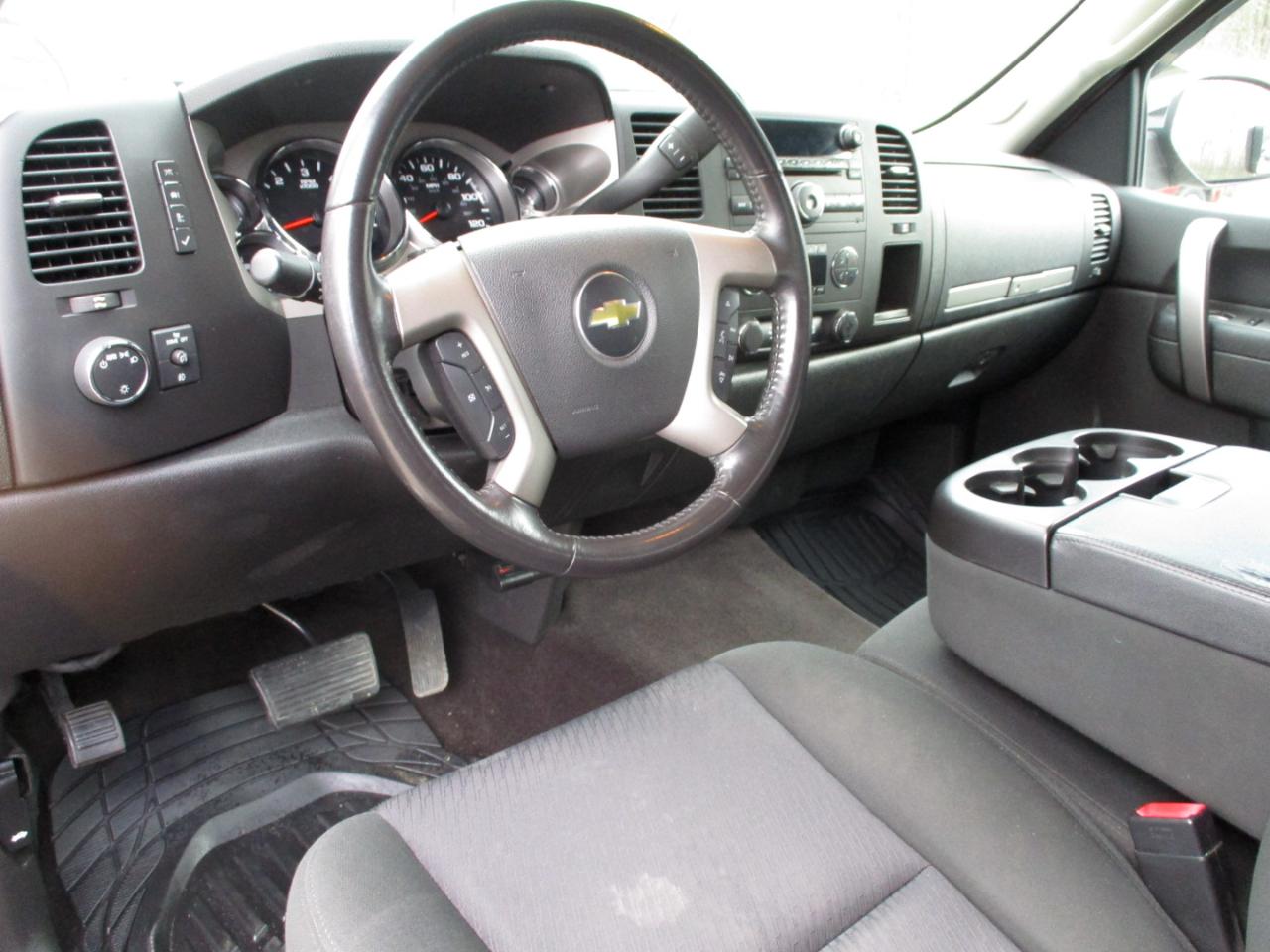 Chevrolet Silverado 1500 4WD Ext Cab 143.5" LT 2013