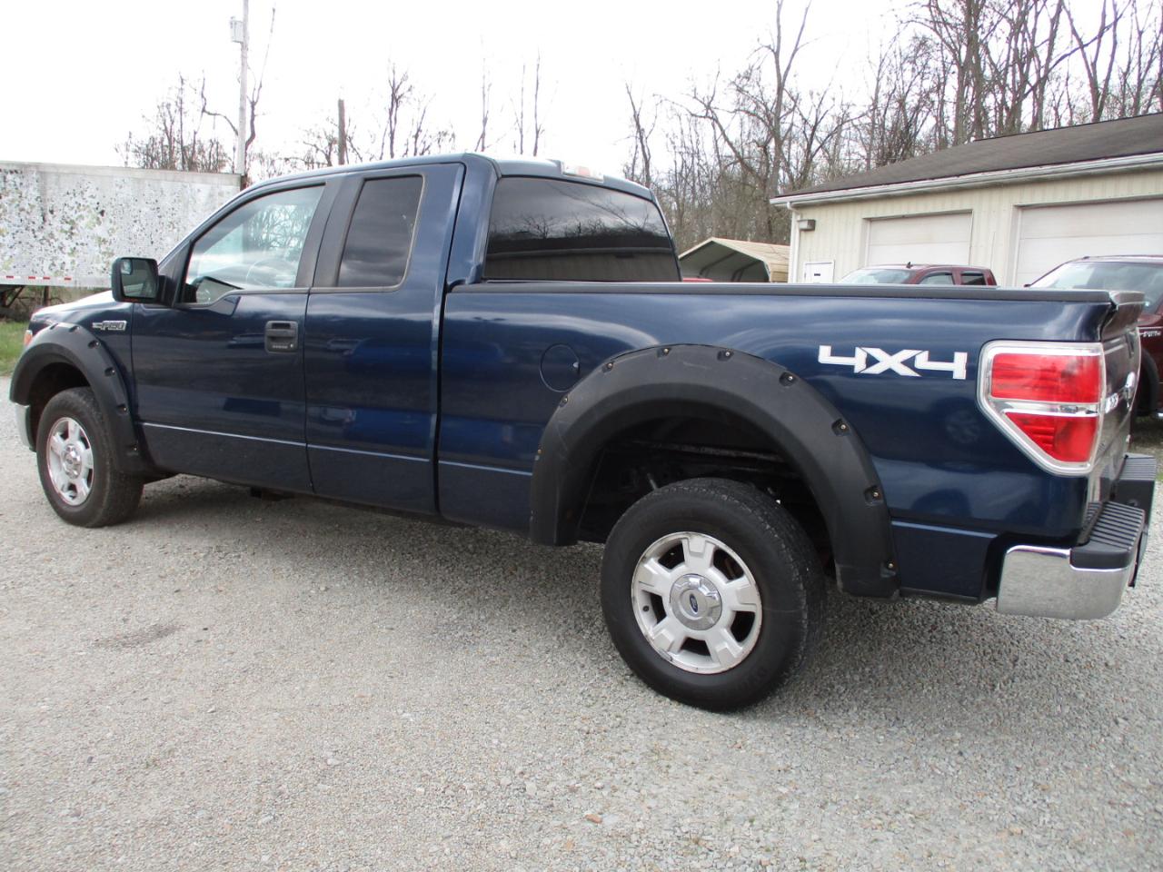 Ford F-150 4WD SuperCab 145" Lariat 2013