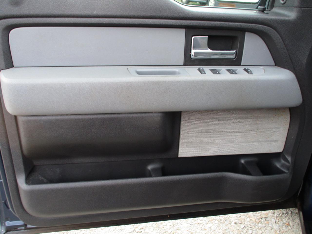 Ford F-150 4WD SuperCab 145" Lariat 2013