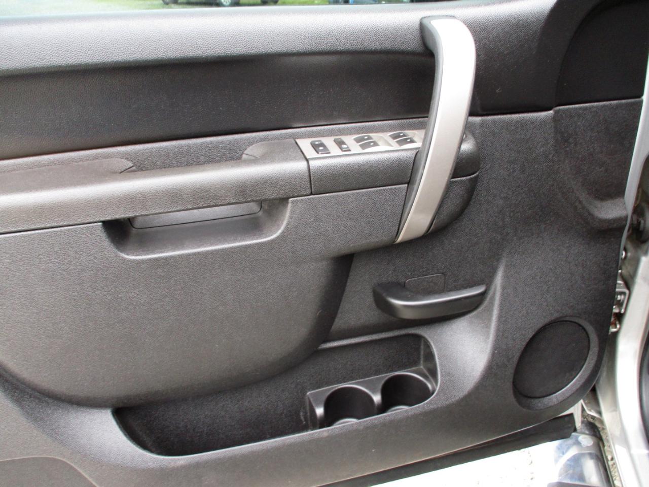 GMC Sierra 1500 4WD Crew Cab 143.5" SLE 2010