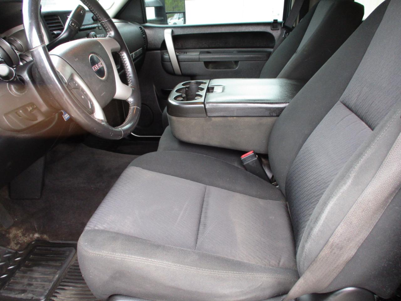 GMC Sierra 1500 4WD Crew Cab 143.5" SLE 2010