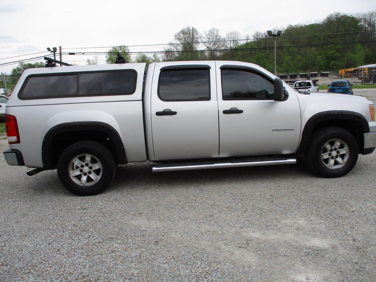 GMC Sierra 1500 4WD Crew Cab 143.5" SLE 2010