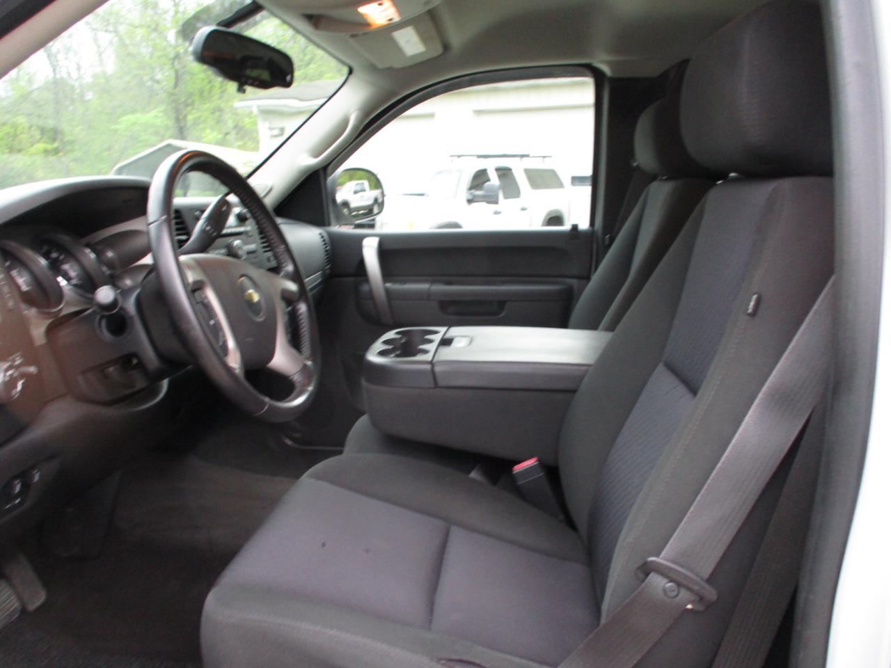 Chevrolet Silverado 1500 4WD Ext Cab 143.5" LT 2012