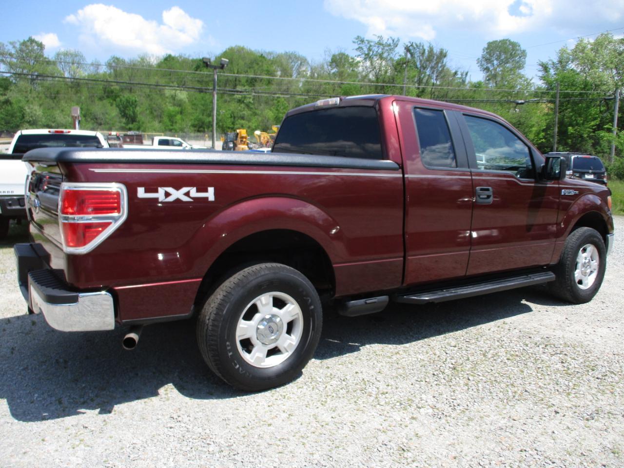 Ford F-150 4WD SuperCab 145" XLT 2010