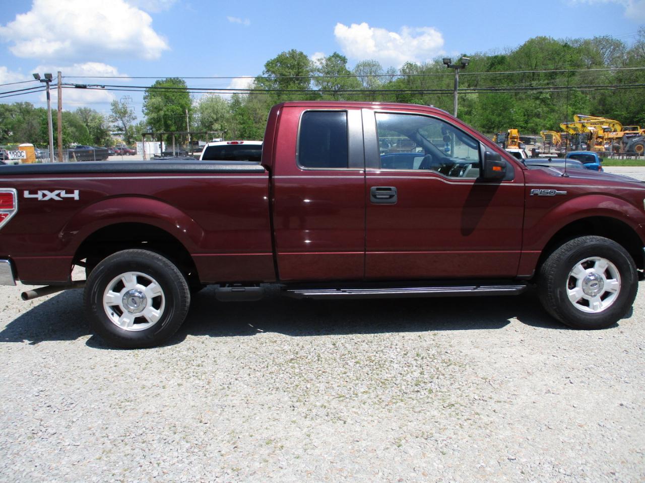 Ford F-150 4WD SuperCab 145" XLT 2010