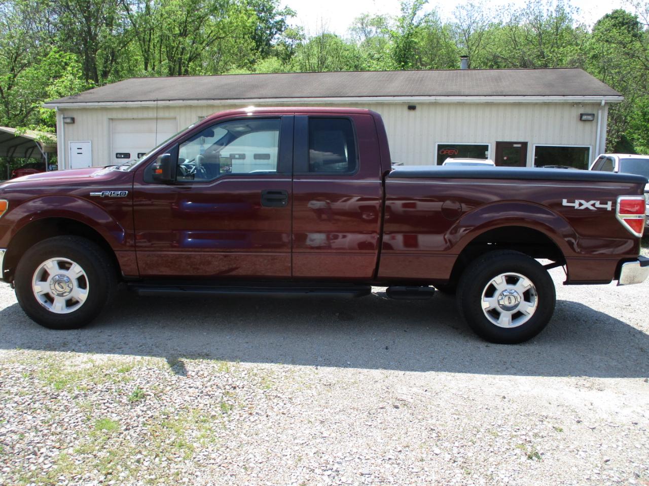 Ford F-150 4WD SuperCab 145" XLT 2010