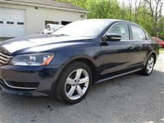 2013 Volkswagen Passat 