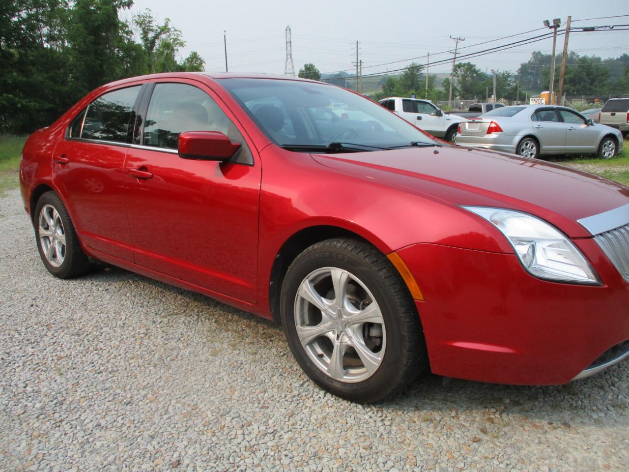 Mercury Milan 4dr Sdn Premier FWD 2011