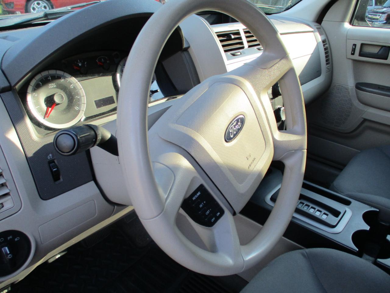 Ford Escape 4WD 4dr I4 Auto XLS 2008