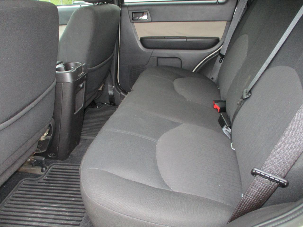 Mercury Mariner 4WD 4dr 2010