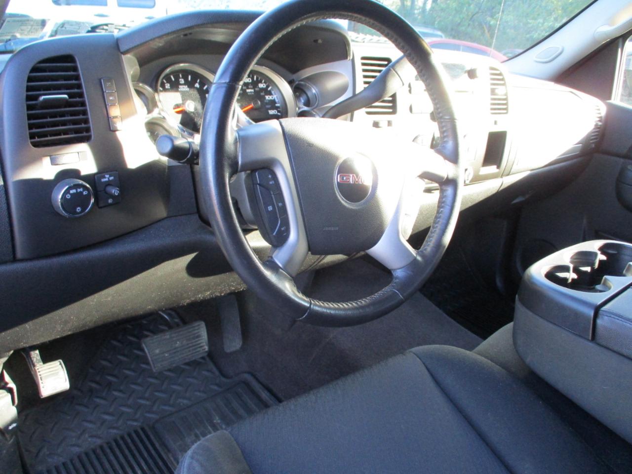 GMC Sierra 1500 4WD Ext Cab 143.5" SLE 2010