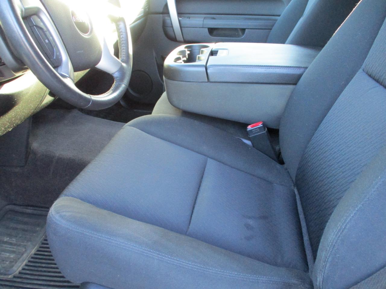 GMC Sierra 1500 4WD Ext Cab 143.5" SLE 2010